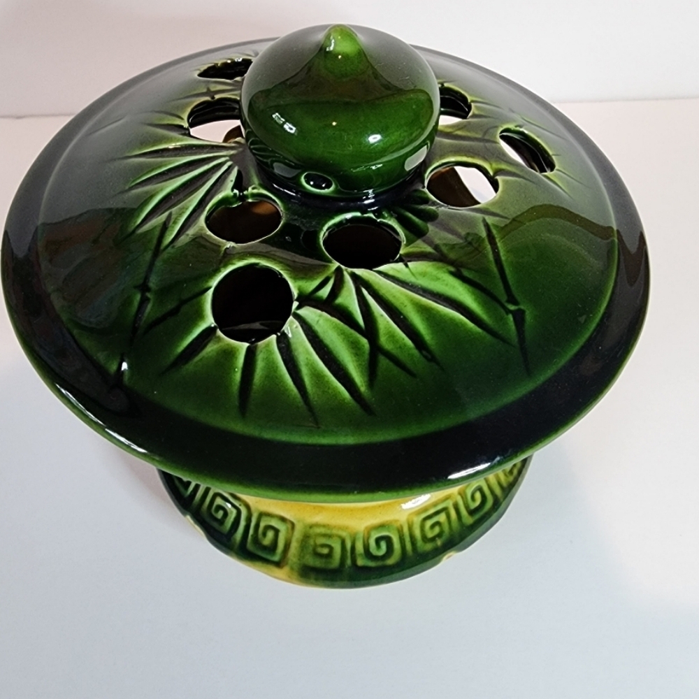 Vntg Majolica Flower Frog Asian Pagoda Style - Picture 7 of 11